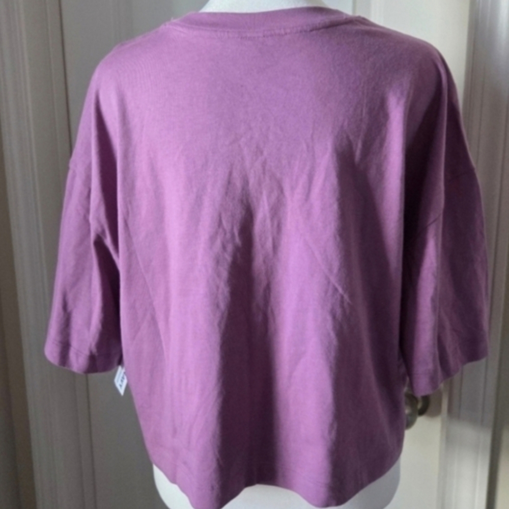 Cropped Tee - Picture 3 of 9